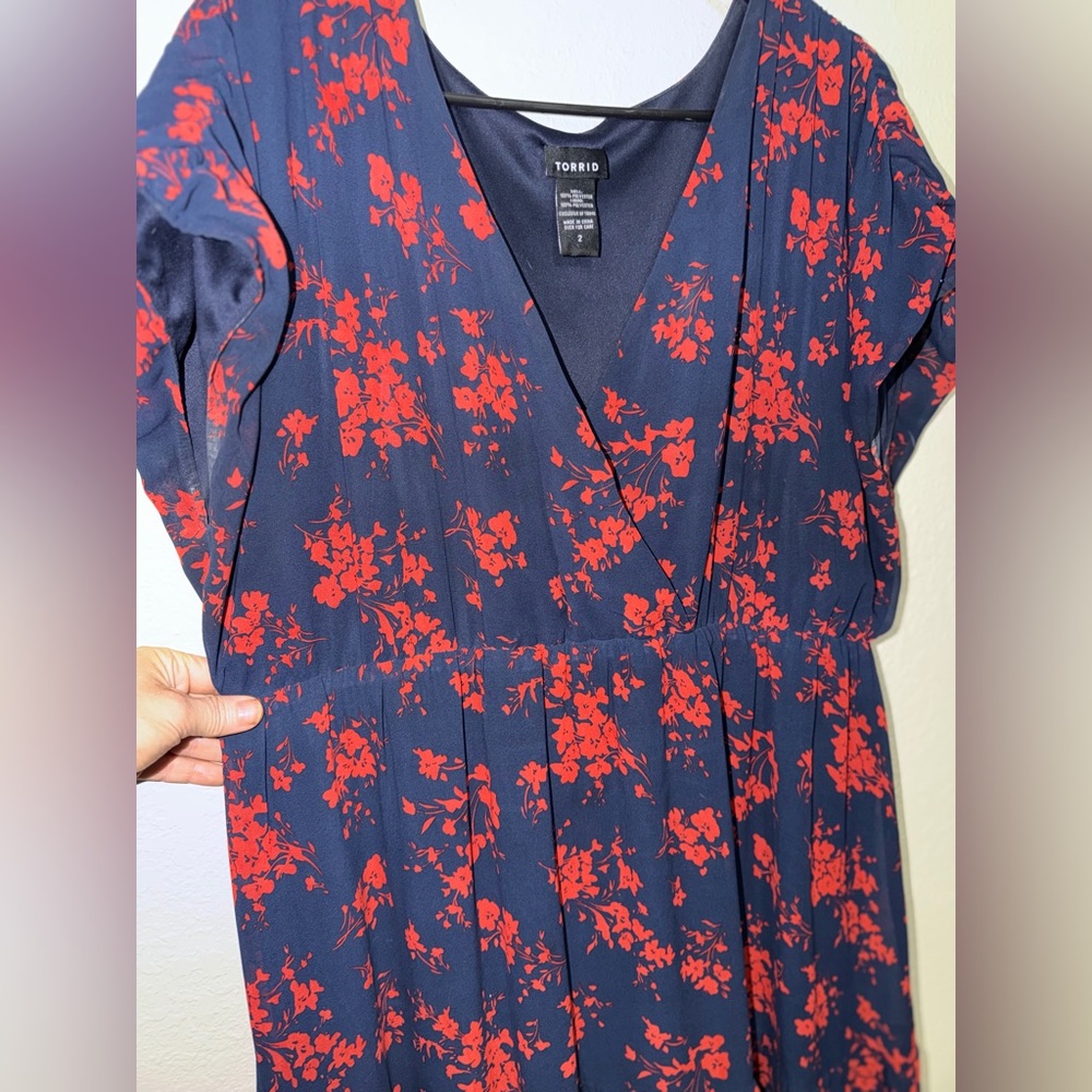 NEW Torrid Dark Blue Dress with Red Floral Print - Picture 3 of 7